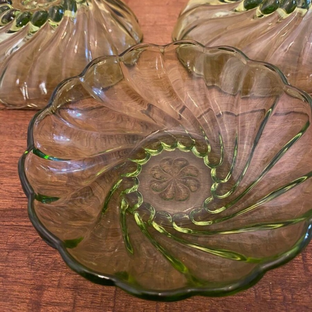 3 Hazel Atlas Green Depression Glass 5” Berry Bowls Colonial Swirl Pattern